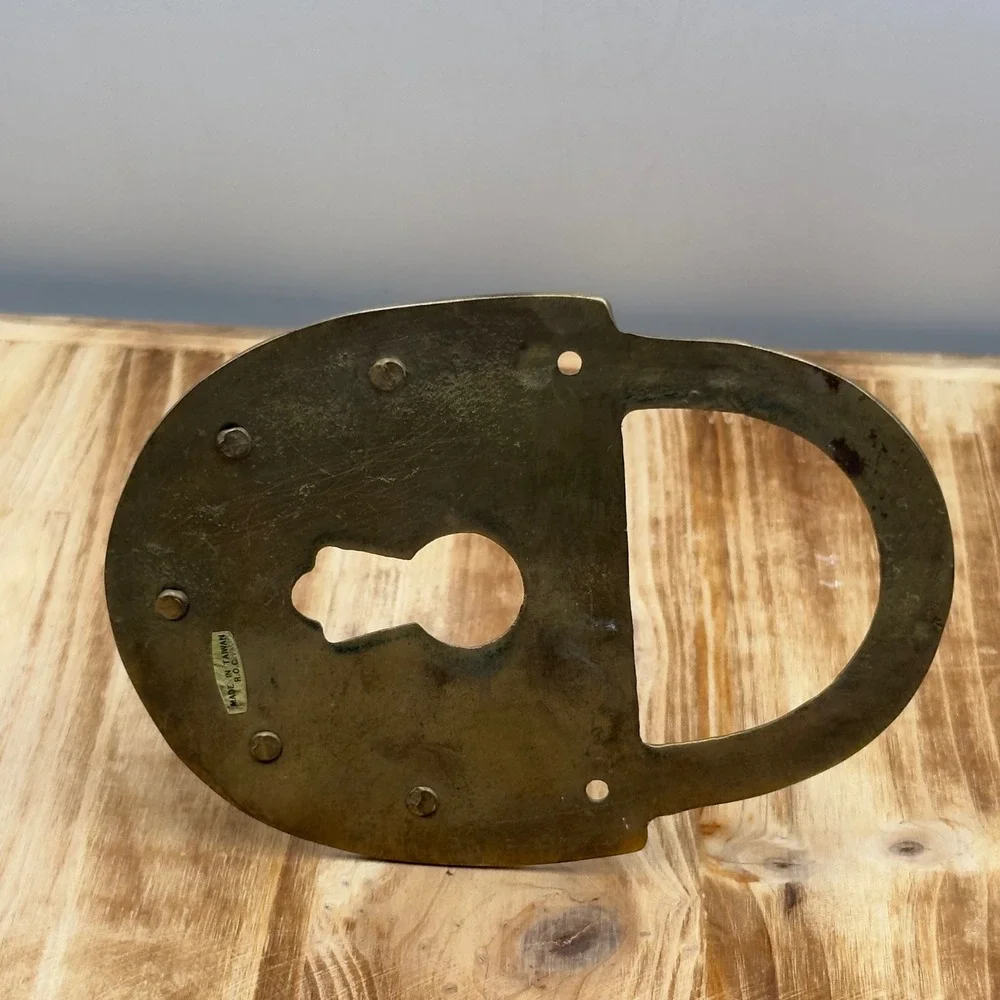 Vintage Solid Brass Padlock Shaped Wall Key Rack 5 Hook Holder Made in Taiwan